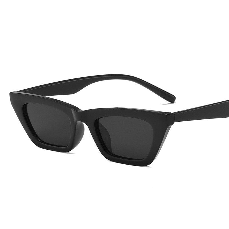 BellaLuxe™ Cat Eye Sunglasses Woman