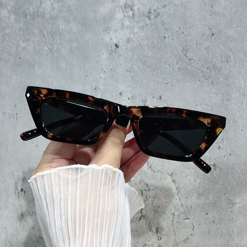 BellaLuxe™ Cat Eye Sunglasses Woman