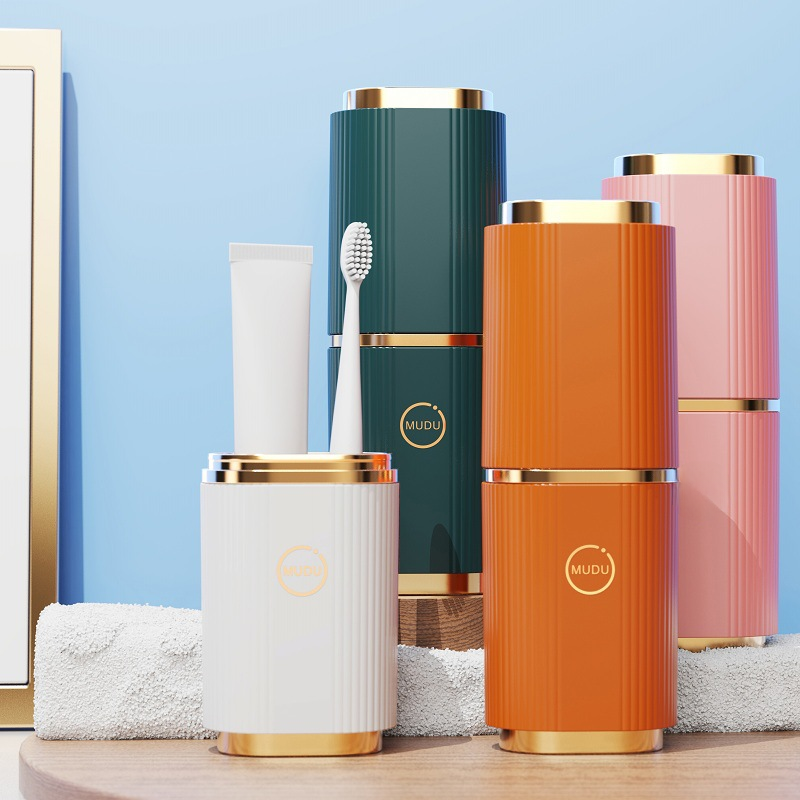 TravelFresh Kit — Set de Higiene Portátil 4 en 1